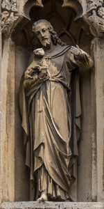 Canterbury - Statues on the West Front of Canterbury Cathedral