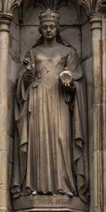Canterbury - Statues on the West Front of Canterbury Cathedral