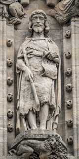 Oxford - Statues on the Tower of the University Church