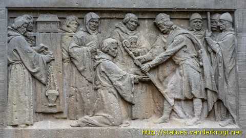 Reading - Hugh de Boves and Hugh of Faringdon Memorials