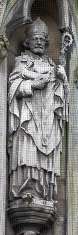 Bristol - Sculptures at the St Mary Redcliffe