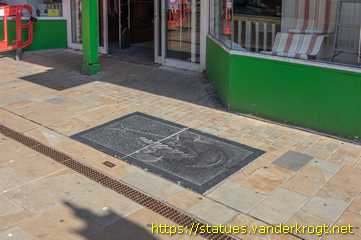 Hull - Hull Fish Trail