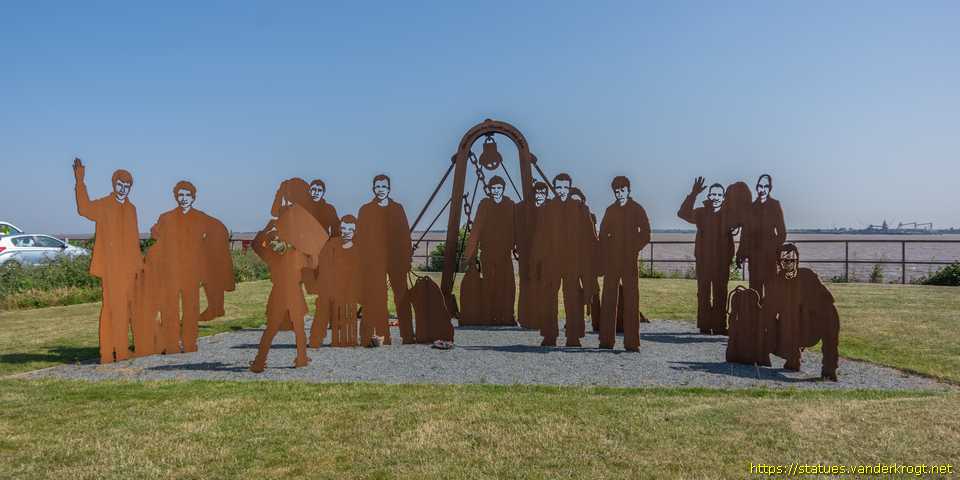 Hull - The Lost Trawlermen of Hull Memorial
