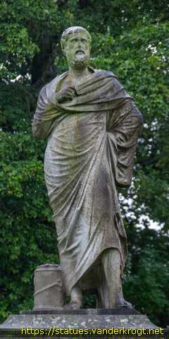 Halifax - Classical statues
