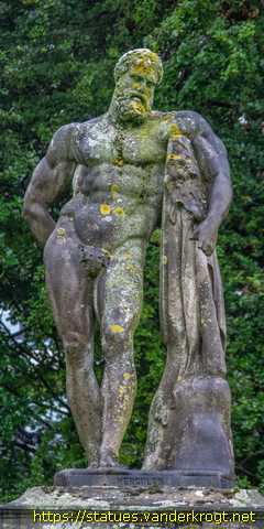 Halifax - Classical statues