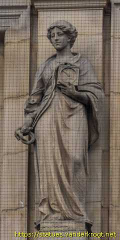 Leeds - Statues at the General Post Office