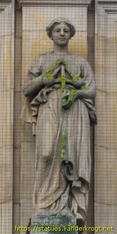 Leeds - Statues at the General Post Office
