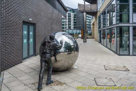 Leeds - A Reflective Approach