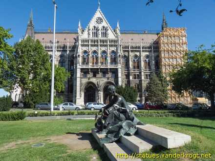 Budapest - A Dunánál
