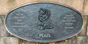 Dublin - Baile Átha Cliath - An Pharáid Liteartha - Literary Parade