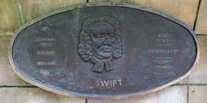 Dublin - Baile Átha Cliath - An Pharáid Liteartha - Literary Parade