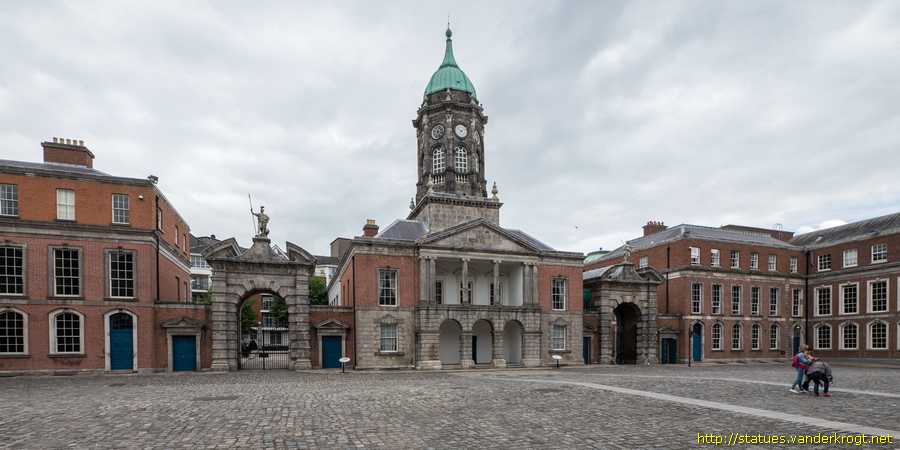 Dublin - Baile Átha Cliath / Fortitude and Justice