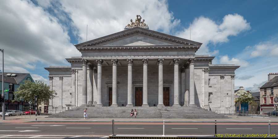 Cork - Corcaigh / Lady Justice with Hibernia and Commerce