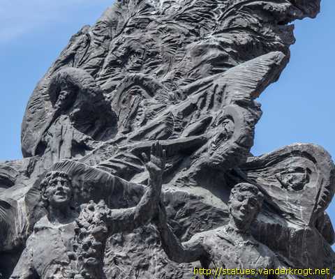 Maranello - Monumento a Enzo Ferrari