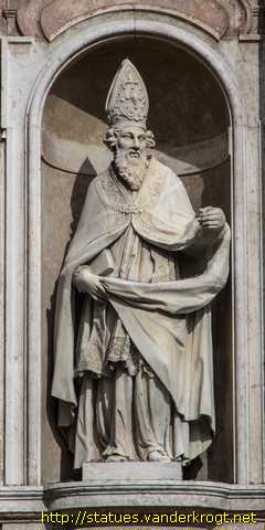 Reggio nell'Emilia - Statue dei Santi alla Basilica di San Prospero