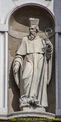 Reggio nell'Emilia - Statue dei Santi alla Basilica di San Prospero