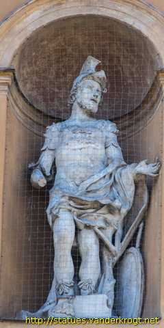 Parma - Statue dei Santi alla Chiese di San Vitale