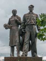 Vilnius - Žaliasis tiltas su skulptūromis