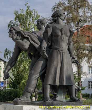 Kranj - Spomenik revolucije