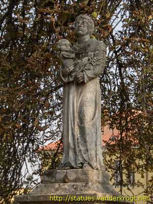 Gabčíkovo - Bős - Tri sochy svätcov - Három szent szobor