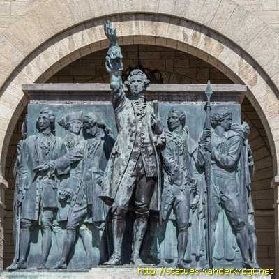 San Marino - Monumento a Girolamo Gozi
